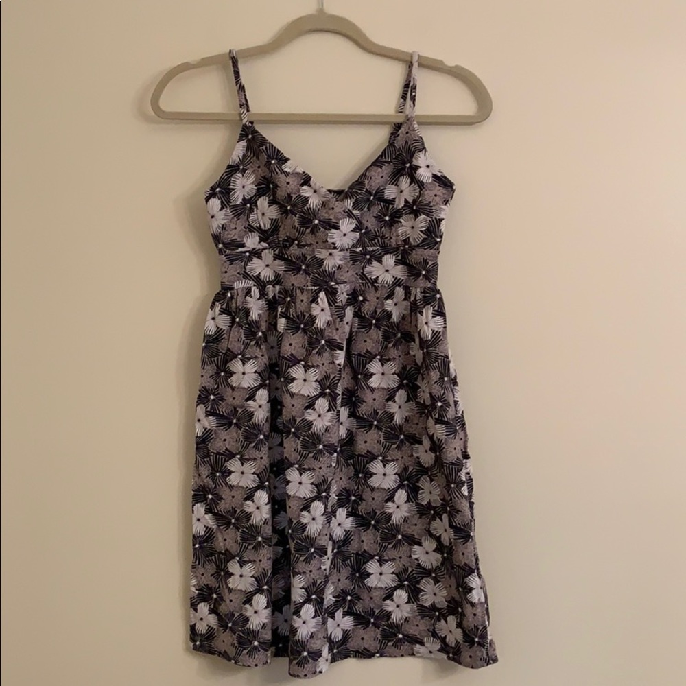 Floral pattern dress
